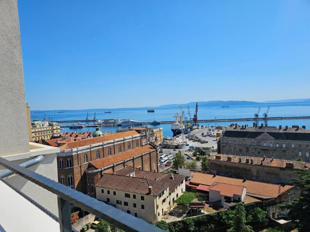 Ferienwohnung 105M2 Penthouse Sea View Rijeka With Free Garage Parking Exterior foto