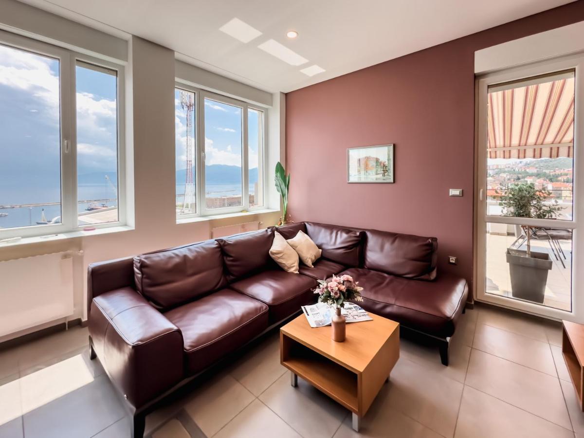 Ferienwohnung 105M2 Penthouse Sea View Rijeka With Free Garage Parking Exterior foto